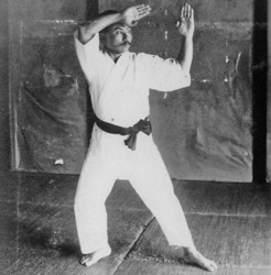 Funakoshi Gichin Kanku dai